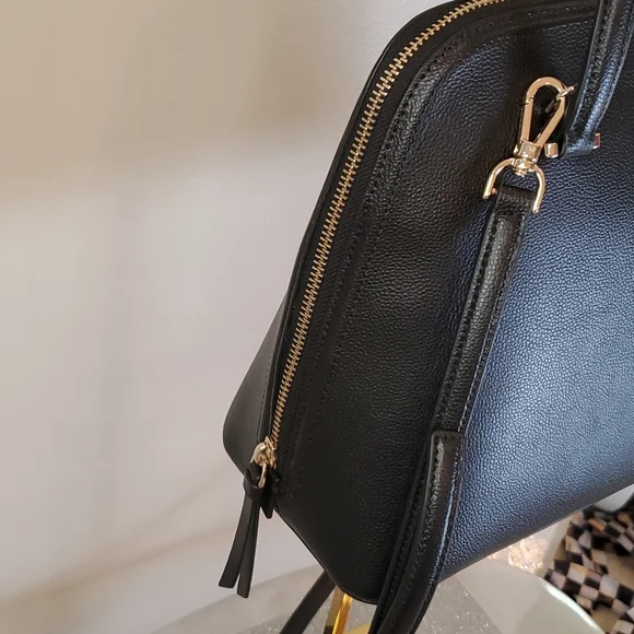 🎉HP🎉! Kate Spade ♥️NWT♥️ Medium Black Dome Satchel! - Picture 4 of 16